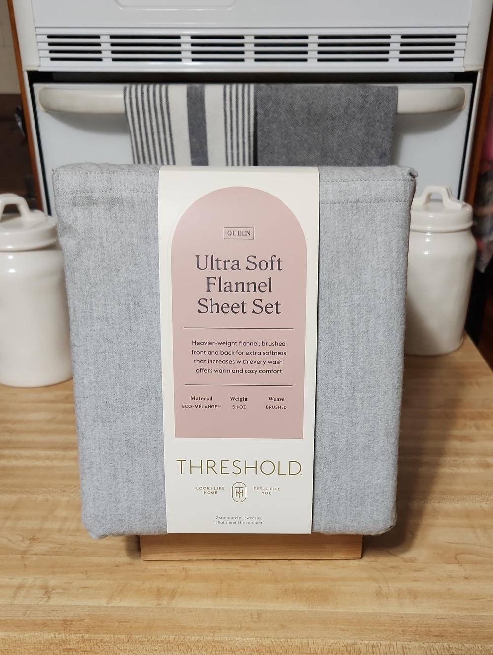 Threshold Ultra Soft Flannel Sheet Set. Queen.